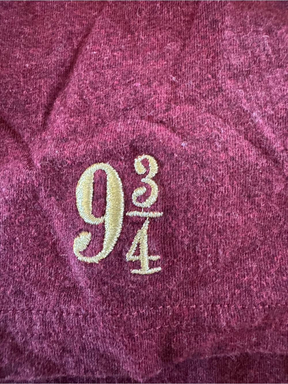 Harry Potter Platform 9 3/4 Burgundy Graphic T-Shirt L - Picture 5 of 6